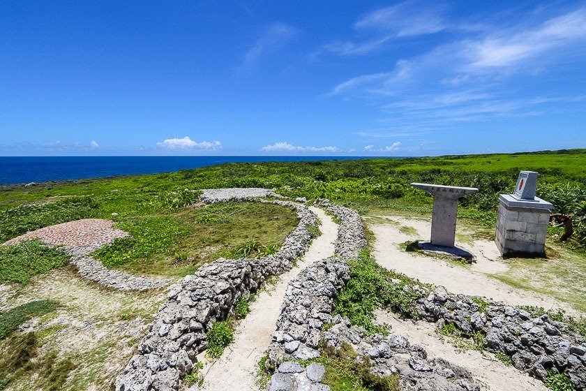 ⛩️ 큰 돌 성지 (우이누온) 이미지 2